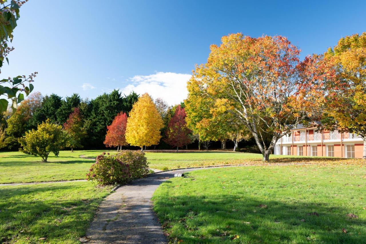 La Villa Des Golf.E.S Theix Экстерьер фото