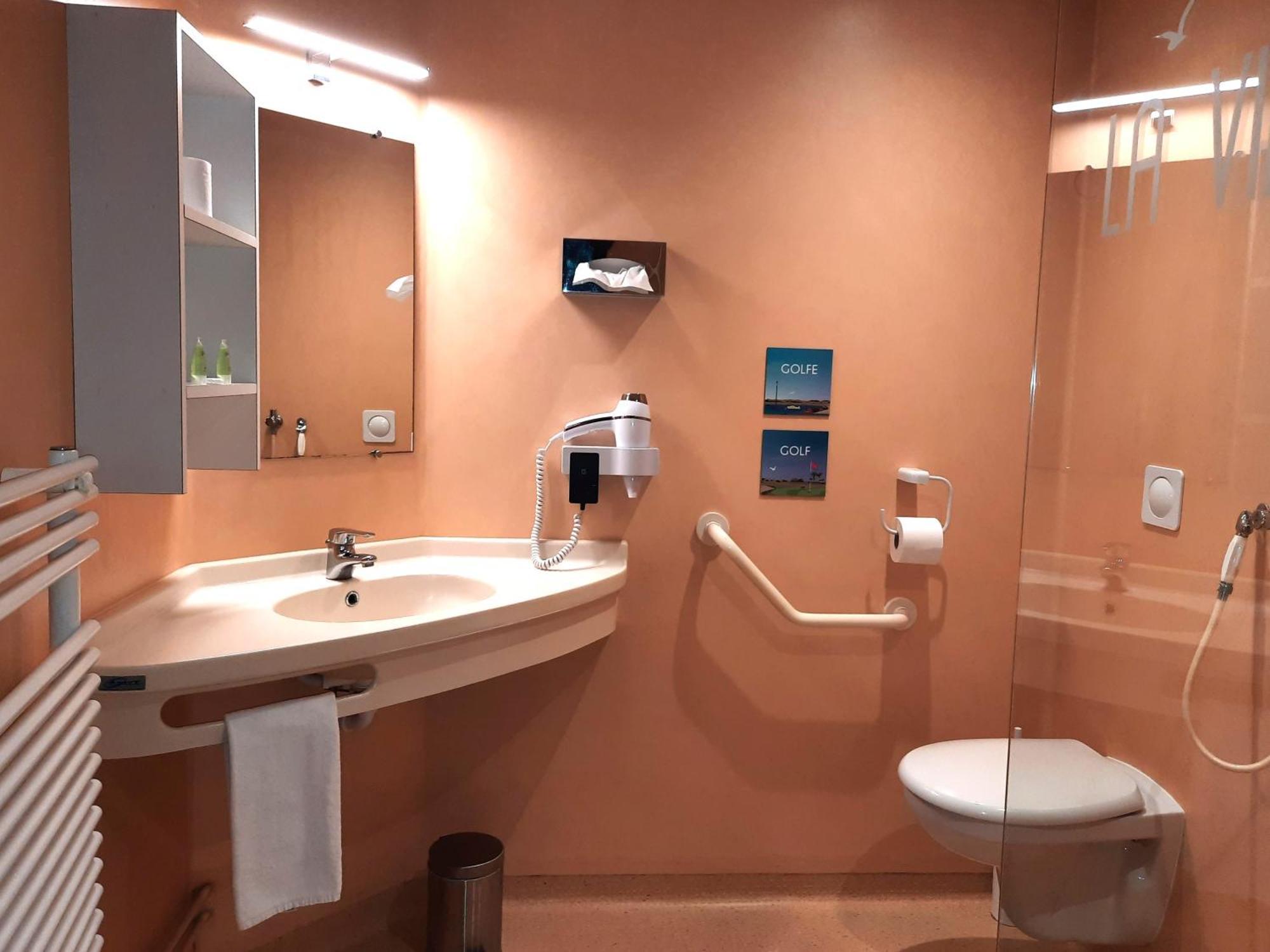 La Villa Des Golf.E.S Theix Экстерьер фото